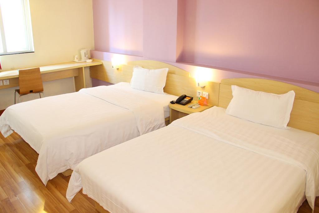7Days Inn Jingmen Huyaguan Eksteriør billede