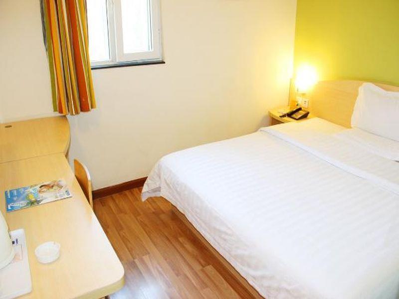 7Days Inn Jingmen Huyaguan Eksteriør billede